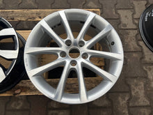 Laden Sie das Bild in den Galerie-Viewer, 1x Alufelge 17 Zoll 3C0071497 VW Passat Rim Wheel FEL2993736547mg