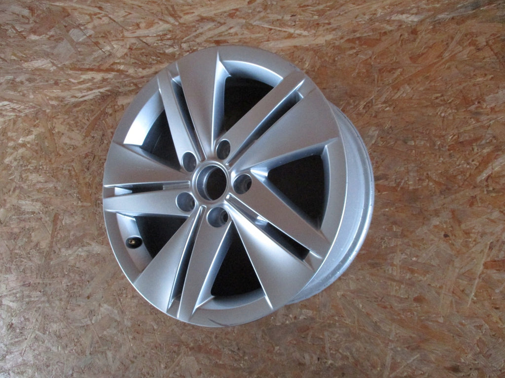 1x Alufelge 16 Zoll 7.0" 5x112 48ET Glanz Silber 5H0601025 VW Golf Viii