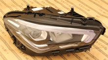 Laden Sie das Bild in den Galerie-Viewer, Frontscheinwerfer Mercedes-Benz Cla A1189062600 LED Rechts Headlight