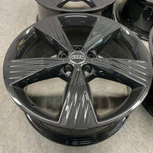 Laden Sie das Bild in den Galerie-Viewer, 4x Alufelge 19 Zoll 8.0" 5x112 45ET Glanz Schwarz 89A601025B Audi E-Tron FEL6026317354nq
