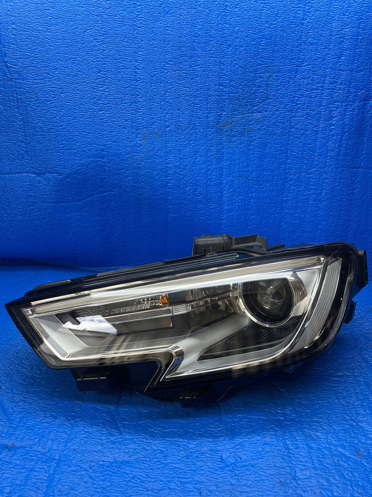 Frontscheinwerfer Audi A3 8V0941005E Xenon Links Scheinwerfer Headlight