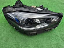 Laden Sie das Bild in den Galerie-Viewer, Frontscheinwerfer Mercedes-Benz W206 A2069063003 Full LED Rechts Headlight SCH5462844926hi