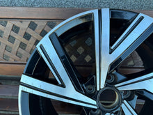Load image into Gallery viewer, 1x Alufelge 18 Zoll 7.5" 5x112 51ET Glanz Schwarz 5H0601025M VW Golf Viii FEL9122463507ss