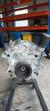 Laden Sie das Bild in den Galerie-Viewer, Motor Mercedes-Benz 276952 3.5 Benzin Engine Unkomplett Überholt