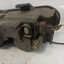 Laden Sie das Bild in den Galerie-Viewer, Frontscheinwerfer Saab 9-5 89101416-006-SX Xenon Ein Stück (Rechts oder Links)