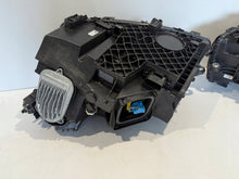 Laden Sie das Bild in den Galerie-Viewer, Frontscheinwerfer Mercedes-Benz Glc A2539065801 A2539065701 Full LED Ein Satz SCH6351519774du
