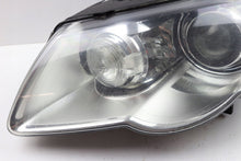 Load image into Gallery viewer, Frontscheinwerfer VW Passat 3C0941751D Bi-Xenon Links Scheinwerfer Headlight SCH8886967518hg