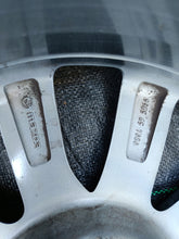 Laden Sie das Bild in den Galerie-Viewer, 1x Alufelge 18 Zoll 7.0" 5x114.3 45ET Glanz Graphit 9965657080 Mazda I Rim Wheel FEL8821835839jv