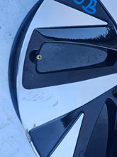 Laden Sie das Bild in den Galerie-Viewer, 1x Alufelge 20 Zoll 9.0&quot; 5x112 42ET 11A601025H VW Id.4 Rim Wheel