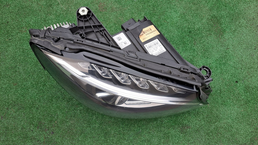 Frontscheinwerfer Mercedes-Benz W205 A2059062604 LED Rechts Headlight SCH6360442122ij