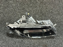 Load image into Gallery viewer, Frontscheinwerfer Dacia Sandero Logan Mcv II 260105344R Rechts Headlight SCH7906981346ga