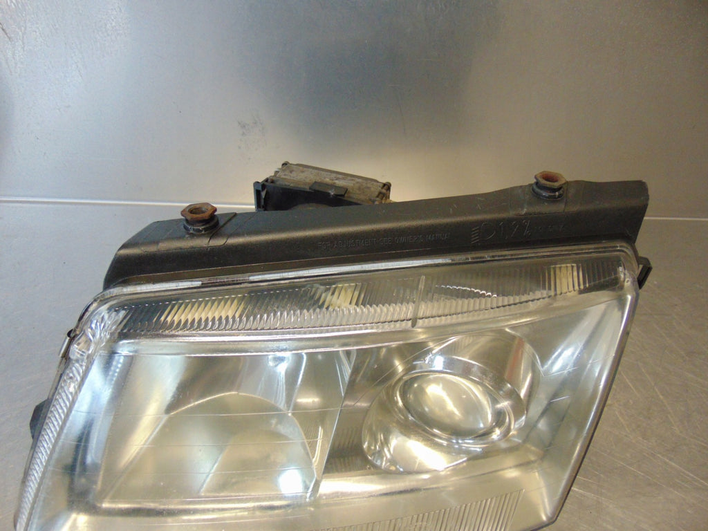 Frontscheinwerfer VW Passat 14742600 14742500 Xenon Ein Satz Headlight SCH6878294498ka