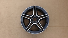 Load image into Gallery viewer, 1x Alufelge 19 Zoll 7.5" 5x112 53ET A2474011500 Mercedes-Benz Glb Gla Rim Wheel FEL1686624637xd