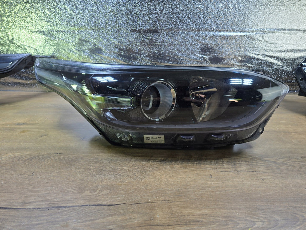 Frontscheinwerfer Kia Ceed J7921-22040 Rechts Scheinwerfer Headlight