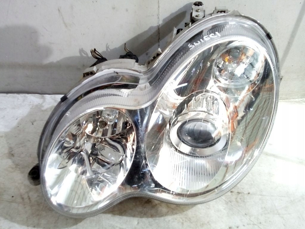 Frontscheinwerfer Mercedes-Benz W203 A2038203759 Links Scheinwerfer Headlight SCH6847485779fv