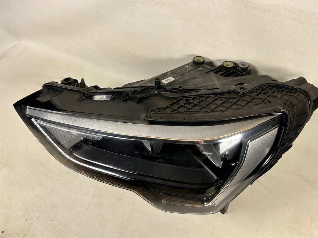 Frontscheinwerfer Audi Q3 83A941011 Ein Stück (Rechts oder Links) Headlight