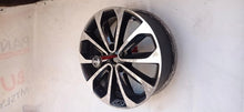 Laden Sie das Bild in den Galerie-Viewer, 1x Alufelge 18 Zoll 6.5" 5x114.3 40ET Schwarz JD18AMB73 Nissan Qashqai I J10 FEL1557728487xc