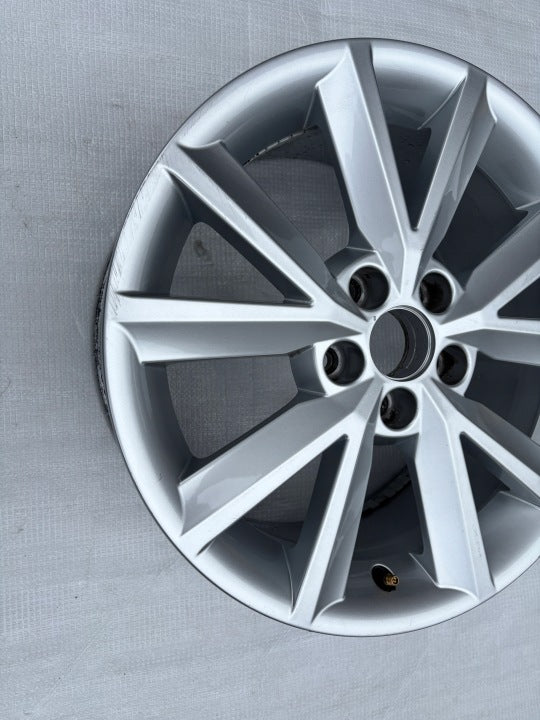 1x Alufelge 16 Zoll 7.0" 5x100 46ET Glanz Silber 5JA601025B Skoda I Rim Wheel FEL2059317395pe