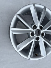 Load image into Gallery viewer, 1x Alufelge 16 Zoll 7.0" 5x100 46ET Glanz Silber 5JA601025B Skoda I Rim Wheel FEL2059317395pe