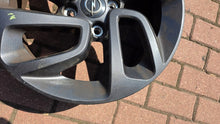 Load image into Gallery viewer, 1x Alufelge 16 Zoll 6.5" 4x108 20ET Glanz Silber 39007897 Opel Crossland X FEL2158080351nq