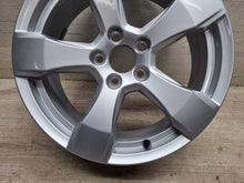 Laden Sie das Bild in den Galerie-Viewer, 1x Alufelge 17 Zoll 7.5" 5x108 50 5ET Glanz Silber 31423850 Volvo Xc60 Rim Wheel FEL2514683702fc