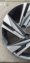 Load image into Gallery viewer, 1x Alufelge 16 Zoll 6.0" 4x100 50ET Glanz Schwarz 52910Q0200 Hyundai Bayon Mg FEL3209403409op