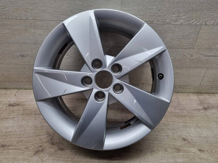 1x Alufelge 15 Zoll 6.0" 5x100 43ET Glanz Silber 5J0601025AB Skoda Fabia Ii FEL3771551966kq