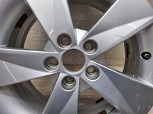Load image into Gallery viewer, 1x Alufelge 15 Zoll 6.0" 5x100 43ET Glanz Silber 5J0601025AB Skoda Fabia Ii FEL3771551966kq