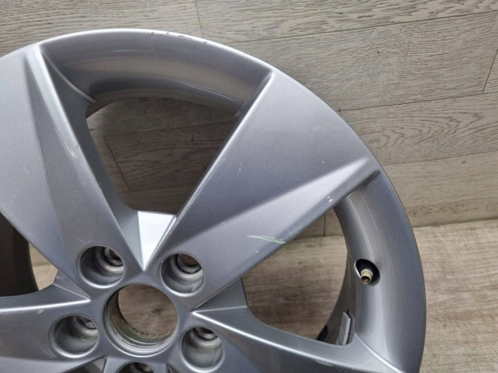 1x Alufelge 15 Zoll 6.0" 5x100 43ET Glanz Silber 5J0601025AB Skoda Fabia Ii FEL3771551966kq