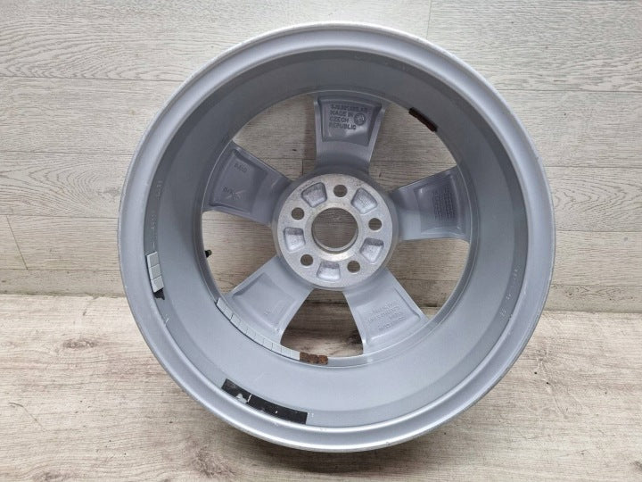 1x Alufelge 15 Zoll 6.0" 5x100 43ET Glanz Silber 5J0601025AB Skoda Fabia Ii FEL3771551966kq