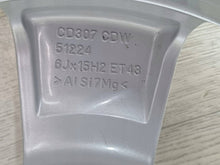 Load image into Gallery viewer, 1x Alufelge 15 Zoll 6.0" 5x100 43ET Glanz Silber 5J0601025AB Skoda Fabia Ii FEL3771551966kq