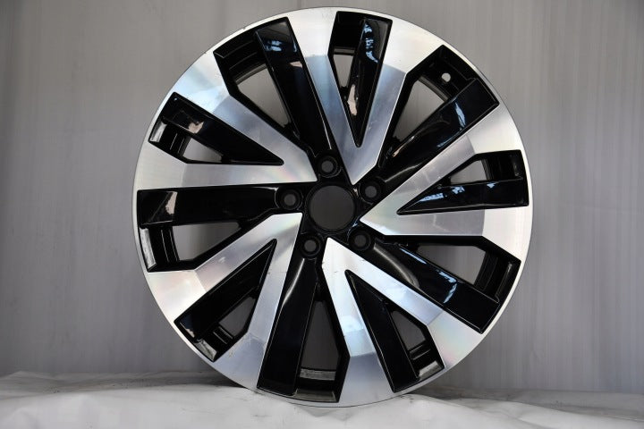 1x Alufelge 18 Zoll 8.0" 5x112 25ET Glanz Schwarz 82A601025Q Audi Q7 Touareg FEL3900406475bf