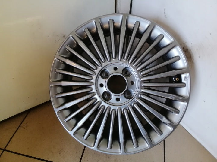 1x Alufelge 16 Zoll 6.0