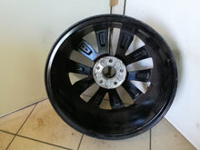 Load image into Gallery viewer, 1x Alufelge 17 Zoll 7.0" 5x112 45ET Glanz Schwarz 2GA601025N VW T-Roc I FEL5548619612pa