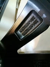 Load image into Gallery viewer, 1x Alufelge 17 Zoll 7.0" 5x112 45ET Glanz Schwarz 2GA601025N VW T-Roc I FEL5548619612pa