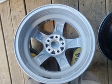 Load image into Gallery viewer, 1x Alufelge 15 Zoll 5.5" 5x100 40ET Glanz Silber KBA52236 VW Rim Wheel FEL5853117419de