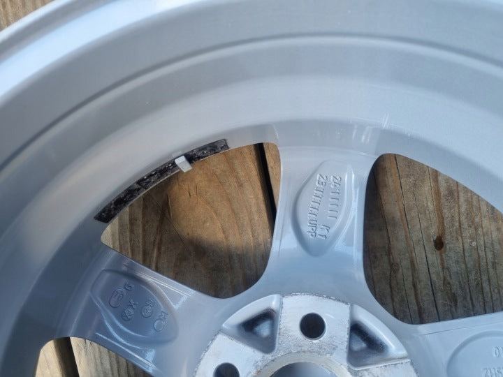 1x Alufelge 15 Zoll 5.5" 5x100 40ET Glanz Silber KBA52236 VW Rim Wheel FEL5853117419de