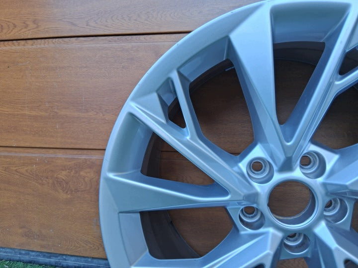 1x Alufelge 18 Zoll 8.5" 5x112 29ET Glanz Silber 8W0601025FM Audi A4 Rim Wheel FEL6425836884ej