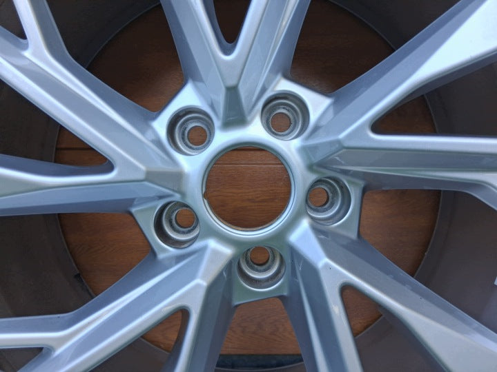 1x Alufelge 18 Zoll 8.5" 5x112 29ET Glanz Silber 8W0601025FM Audi A4 Rim Wheel FEL6425836884ej