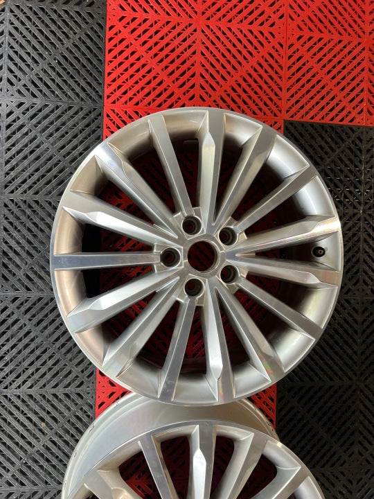 1x Alufelge 18 Zoll 7.0" 5x112 43ET 565601025K Skoda Rim Wheel FEL6490844063zv