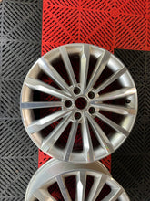 Laden Sie das Bild in den Galerie-Viewer, 1x Alufelge 18 Zoll 7.0" 5x112 43ET 565601025K Skoda Rim Wheel FEL6490844063zv