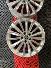 Laden Sie das Bild in den Galerie-Viewer, 1x Alufelge 18 Zoll 7.0" 5x112 43ET 565601025K Skoda Rim Wheel FEL6490844063zv