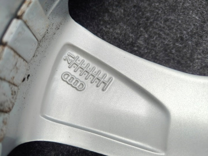 1x Alufelge 17 Zoll 7.5" 5x112 38ET Glanz Silber 8W0601025EH Audi A4 B9 FEL6516961021wg