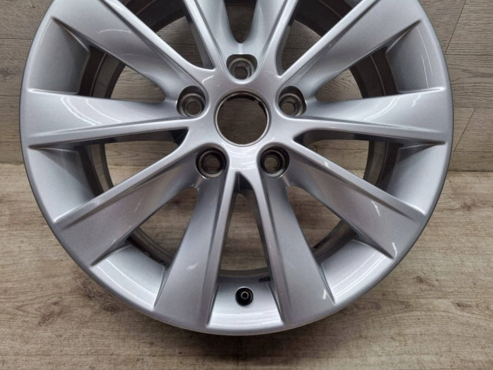 1x Alufelge 16 Zoll 6.5" 5x112 46ET Glanz Silber 5F0601025R Seat Leon Rim Wheel FEL7089375497pj
