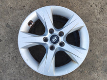 Load image into Gallery viewer, 1x Alufelge 16 Zoll 7.0" 5x114.3 40ET Glanz Silber 529103Z150 Hyundai I40 FEL7547680348zz