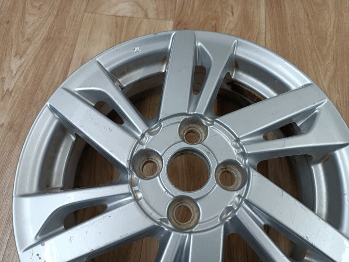 1x Alufelge 15 Zoll 4.5" 4x100 35ET 426110H040 Toyota Aygo Rim Wheel FEL7769829068vq