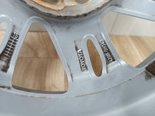 Load image into Gallery viewer, 1x Alufelge 15 Zoll 4.5" 4x100 35ET 426110H040 Toyota Aygo Rim Wheel FEL7769829068vq