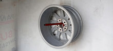Load image into Gallery viewer, 1x Alufelge 16 Zoll 6.5" 5x112 46ET Glanz Silber 5F0601025A Seat Leon Rim Wheel FEL7842530506ye