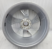 Load image into Gallery viewer, 1x Alufelge 18 Zoll 8.0" 5x112 40ET Glanz Silber 8W0601025EJ Audi A5 Rim Wheel FEL7956207012nn