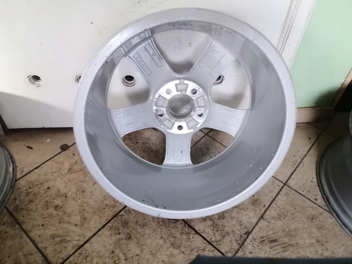 1x Alufelge 17 Zoll 7.5" 5x112 45ET 8K0601025BK Audi A4 Rim Wheel FEL8083619221fl